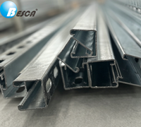Rail en C homologué UL/CE/NEMA, résistant à la corrosion, parfait pour les applications de montage solaire commercial et de construction