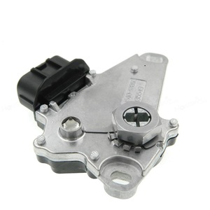 Interruptor Combinado Toyota 84540-52050 para Reemplazo y Reparación de Palanca de Cambios - Product Image 1