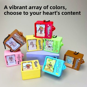 Llavero Colgante de Plástico con Animación de Libro Interactivo '¿Qué Comer Hoy?', Juguete Creativo de Dibujos Animados, Decoración Divertida, Regalo - Product Image 3