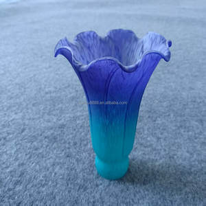 Abat-jour en verre soufflé artisanal bleu pour lampe de table ou de sol, style européen, pour bassin intérieur - Product Image 5