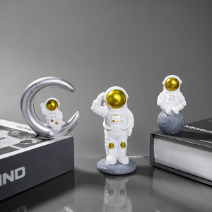 Best Selling Products in Japan Astronaut Resin <strong>Space</strong> Man Astronaut Theme Party <strong>Decoration</strong> Astronaut Garden <strong>Decoration</strong> - Product Image 5