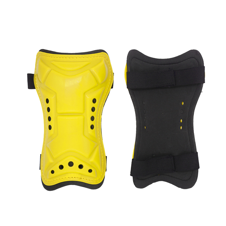 AOWEI Заводские пользовательские логотипы протектор икры дышащие углеродное волокно футбольные голени с подкладкой и ремнями