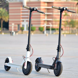Scooter Eléctrico para Adultos, 350W, Batería de Litio, Plegable, Certificado CE, 31 km de Autonomía, 25 km/h, Almacén en EE. UU. y la UE - Product Image 1