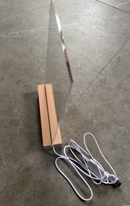 บอร์ดแสดงผลอะคริลิคที่ทันสมัยแบบสั่งทำจากโรงงาน LED สามารถเปล่งแสงได้ - Product Image 3