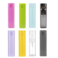 Bouteille de désinfectant pour les mains de parfum coloré en plastique carré de 10ml avec pulvérisateur à pompe bouteille de pulvérisation de brume fine