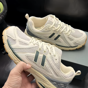 Zapatillas Deportivas Retro Casuales 2025, de Alta Calidad, para Hombre y Mujer, Transpirables, de Malla, para Correr, Caminar y Actividades al Aire Libre - Product Image 1