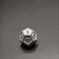 Dés de jeu à 12 faces en alliage de zinc pour jeux de rôle de table, vente en gros, OEM personnalisé pour les magasins d'articles de loisirs