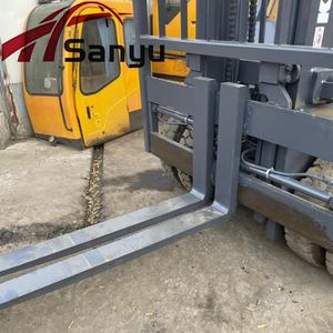 Japan Diesel Heftruck Gebruikt <span class=keywords><strong>8</strong></span> <span class=keywords><strong>Ton</strong></span> <span class=keywords><strong>Komatsu</strong></span> Fd80 Voor Verkoop Goede Staat Concurrerende Prijs - Product Image 3