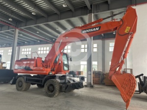 Doosan-Excavadora de orugas hidráulica usada, modelo de 20 toneladas con bomba de motor y caja de cambios, modelo de 20 toneladas, en stock - Product Image 6