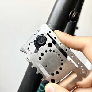 50 trong 1 ngoài trời cắm trại Survival thép không gỉ bia chai Opener biểu tượng tùy chỉnh màu sắc túi đa chức năng thẻ công cụ - Product Image 5