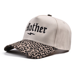 Casquette de baseball en coton personnalisable avec broderie éclair et police gothique, visière léopard, style streetwear, pour l'été et les activités sportives en extérieur - Product Image 3