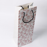 Sac en papier élégant pour cadeau de Noël avec poignée en corde, sac personnalisé pour bouteille de vin pour les célébrations de fin d'année, emballage et vente au détail