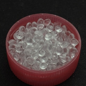 GN007 Granulés de résine PETG de haute qualité, matières premières, puces PETG en plastique pour propriétaires d'animaux de compagnie - Product Image 1