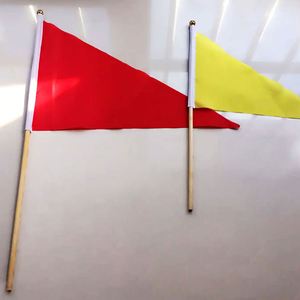 Drapeaux portables personnalisés en polyester, design triangulaire, écologiques, impression numérique, votre logo, couleurs vives - Product Image 6