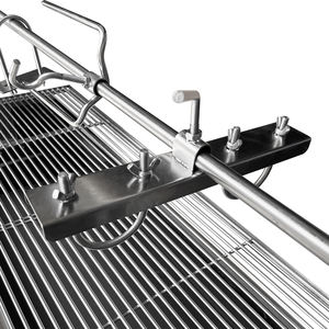 Argie <span class=keywords><strong>Grilz</strong></span> Santa Maria Style BBQ Grill Parrilla Style avec système rotatif Chariot pliant sans fumée pour le camping Carburant au charbon de bois - Product Image 4