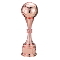 2024 Fabricant chinois en stock Prix compétitif personnalisé Trophée de football en résine Trophées de basket-ball 39cm à vendre