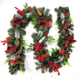 Beliebte 9ft vor beleuchtete künstliche weihnacht liche grüne Girlande, LED-Leuchten, verziert mit Tannenzapfen für Weihnachten Indoor <span class=keywords><strong>Party</strong></span>