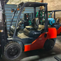 Chariot élévateur GPL double carburant 3 tonnes, 500 heures d'utilisation, en promotion pour entrepôts et usines au Chili, au Pérou et en Colombie