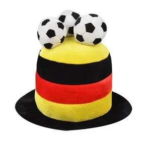 قبعة لمشجعي كرة القدم مع كرة القدم عليها لألمانيا 2024
