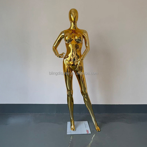 Mannequin de vitrine femme grande taille avec tête, en PP argenté/doré, pose debout, pour présentation de vêtements - Product Image 5