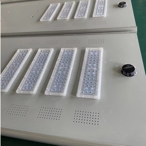 ไฟถนน LED ออลอินวัน 350W-500W สำหรับภายนอกอาคาร ตัวเรือนอะลูมิเนียม แบตเตอรี่โซลาร์เซลล์แบบโมโนคริสตัลไลน์ มาตรฐาน IP66 ได้รับการรับรอง ROHS - Product Image 5