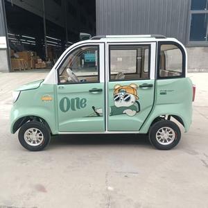 <span class=keywords><strong>Voiture</strong></span> électrique mignonne vert menthe à quatre portes et quatre places, véhicule de banlieue familial, version batterie lithium longue autonomie - Product Image 3