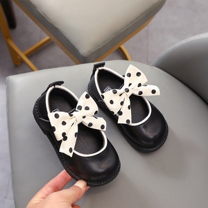 Le nuove scarpe piatte <span class=keywords><strong>comode</strong></span> alla moda della bambina appena nata bowknot princess baby girl shoes - Product Image 4