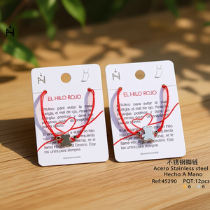 Cavigliera da donna in acciaio inossidabile con orsetto, ciondolo con filo rosso, talismano portafortuna, accessorio di moda. - Product Image 3