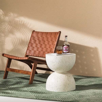 Table d'appoint semi-circulaire moderne en matériau MGO pour usage intérieur/extérieur