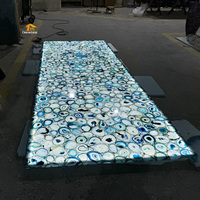 Panneau mural décoratif en onyx bleu rétroéclairé naturel, dalle de comptoir en agate et marbre pour îlot de cuisine