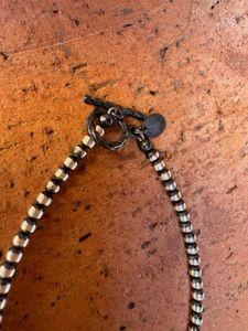 สร้อยข้อมือประดับมุกเทอร์ควอยซ์และเงินสเตอร์ลิงทำมือ ขนาด 4-5 มม. ความยาว 7.5 นิ้ว - Product Image 3