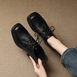 Zapatos de Plataforma Impermeables con Cordones Delanteros y Punta Cuadrada de Piel de Oveja de Alta Calidad, Zapatos de Moda Retro con Suela Suave, Clásicos Mary Jane - Product Image 3