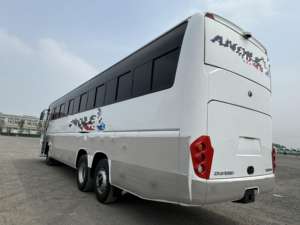 Autobus Nuovo Yu-Tong ZK6126D da 74 Posti, Guida a Destra, Motore Diesel, Doppio <span class=keywords><strong>Asse</strong></span> Posteriore con Bagno - Product Image 5