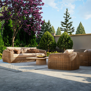 Set di Divani da Giardino in Rattan Intrecciato a Mano, Design Esclusivo, Impermeabili, con Cuscini, per Hotel e Villaggi - Product Image 1