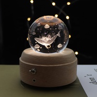 Lampe de nuit en boule de cristal 3D, lampe musicale, décoration créative LED, lampe LED en bois pour chambre à coucher