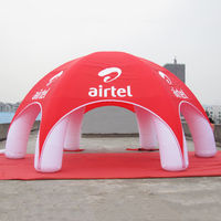 Tente gonflable de luxe sur mesure avec panneaux latéraux transparents et port de climatisation pour le glamping