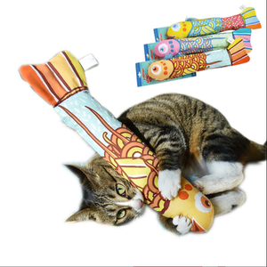 Venta al por mayor, productos para gatos, almohada colorida en forma de pez con hierba gatera estimulante, juguete para peces - Product Image 2