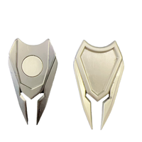 Outil de réparation de divots de golf en alliage de zinc avec logo personnalisé et clip de chapeau en métal durable, accessoires de club de golf pour golfeurs, idée cadeau idéale pour les pères