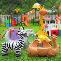 Sculpture de siège d'animal en résine de dessin animé de jardin extérieur personnalisé statue de chaises de girafe en fibre de verre
