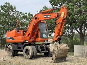 Doosan DH150W-7 Pelleteuse sur pneus d'occasion Entretien en excellent état Pelleteuse DH150W-7 Doosan d'occasion en stock pour Offre Spéciale - Product Image 2