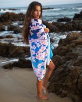Customize Size Free Logo Print Fast Delivery Summer Large Microfiber Beach Towels Luxury Tropical Style Sand-Free Sport Towel