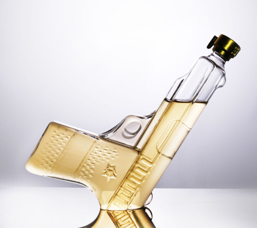 Bouteilles en verre en forme de pistolet 200ml Unique pistolet en forme de vide Tequila Brandy alcool Vodka whisky bouteille en verre pour emballage d'alcool cadeau