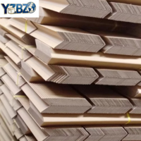 Protecteur d'angle en papier kraft robuste pour le renforcement des coins des tôles métalliques dans l'emballage maritime