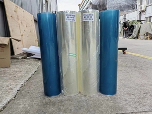 Rollo de Película Adhesiva PET HyperTransprint UV DTF <span class=keywords><strong>B</strong></span> de Alta Calidad, Tamaño A4/A3/A1, Impresión Digital de Bajo Costo, Transferencia de Calor para Ropa, Impresora Textil - Product Image 1