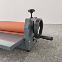 Machine à plastifier à froid manuelle grand format portable CYLS1300 A3/A4/A5, largeur 1280 mm, épaisseur 30 mm, pour affiches grand format, usage en imprimerie