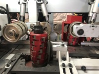 Machine à bois HOLZH pour le travail du bois massif et du MDF, 6 têtes de fraisage, 4 faces à planer