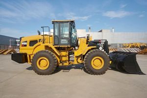 Utilisé pour la chargeuse sur pneus 835H, capacité nominale de 3 tonnes, moteur Cummins, capacité de la pelle de 1,8 m, composants principaux - Product Image 2