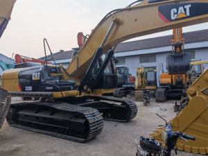 Excavatrice sur chenilles hydraulique Caterpillar 325D d'occasion à vendre – Moteur, boîte de vitesses, pompe à engrenages, PLC, moteur d'origine – 25 tonnes - Product Image 5
