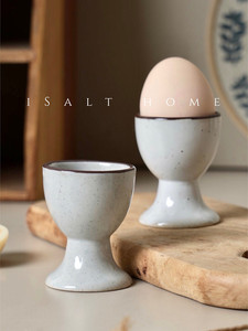 Porte-œufs et coupelles à œufs allemandes Loberon avec couleur sous-glaçure pour le saké, le thé, le spiritueux blanc et les petites liqueurs - Product Image 3