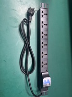 ICE 60898 400V 6000A 6CH 8CH 16CH Unidad de distribución de energía montada en rack Tira de alimentación PDU